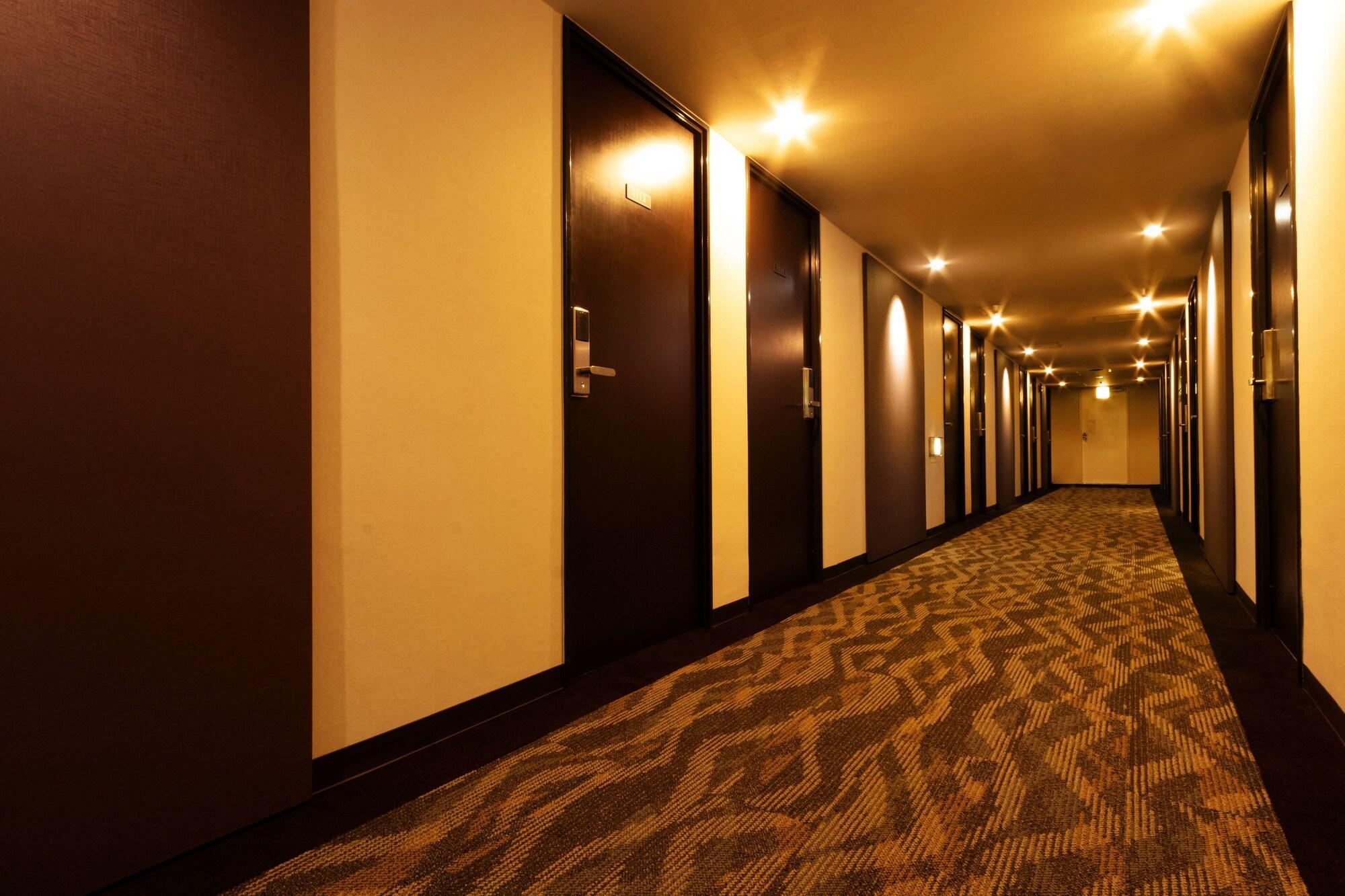 Hotel Toyo 3*