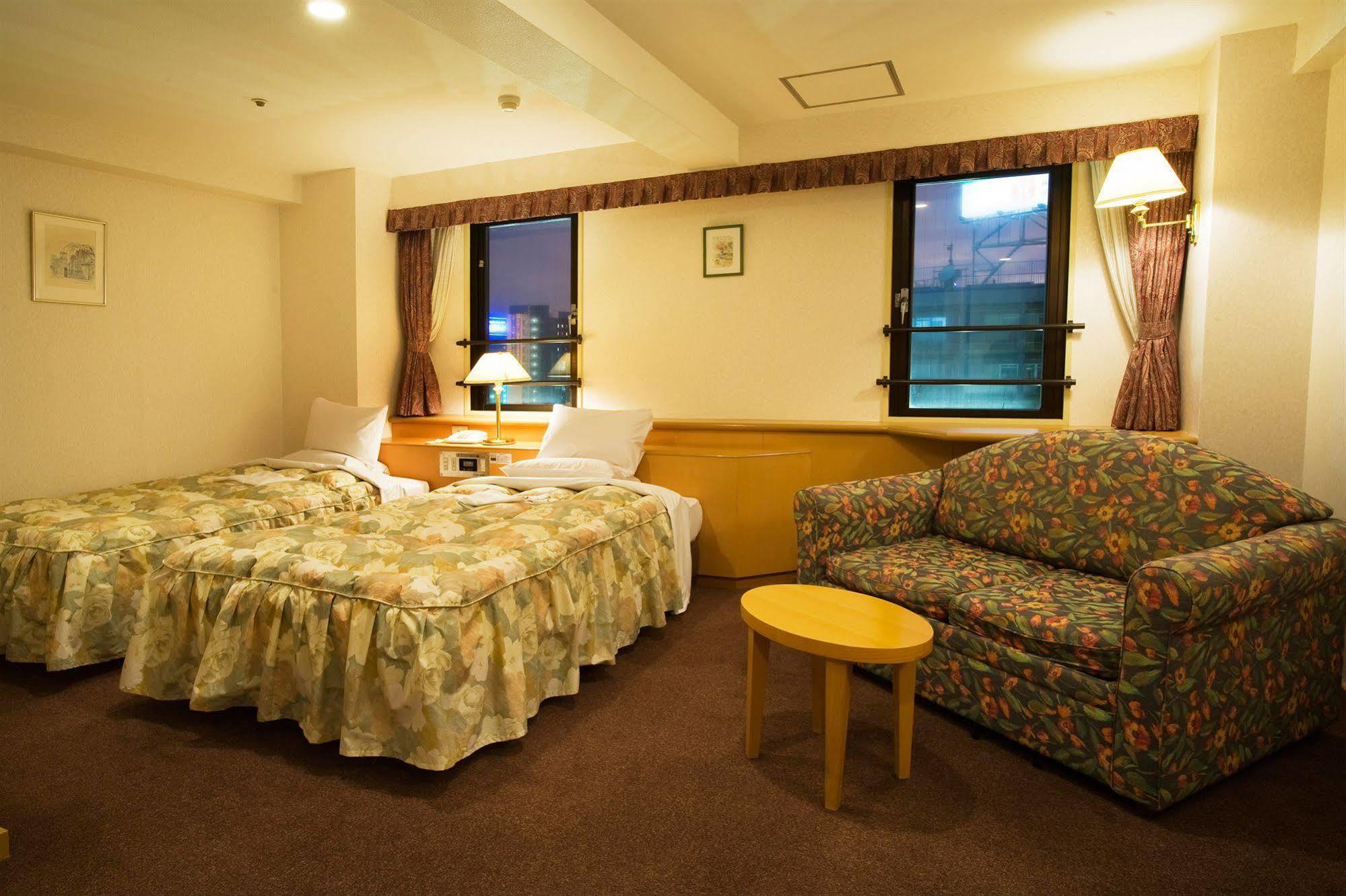 Toyo Hotel Fukuoka (Fukuoka)