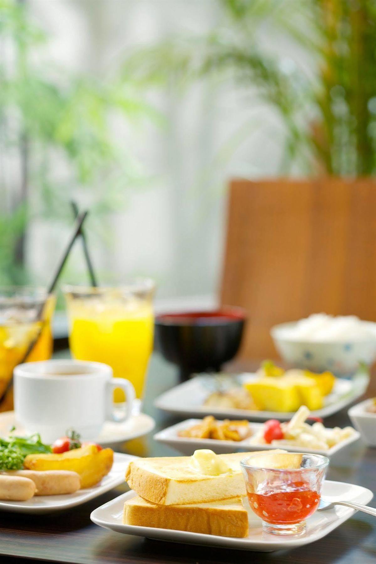Toyo Hotel Fukuoka (Fukuoka)